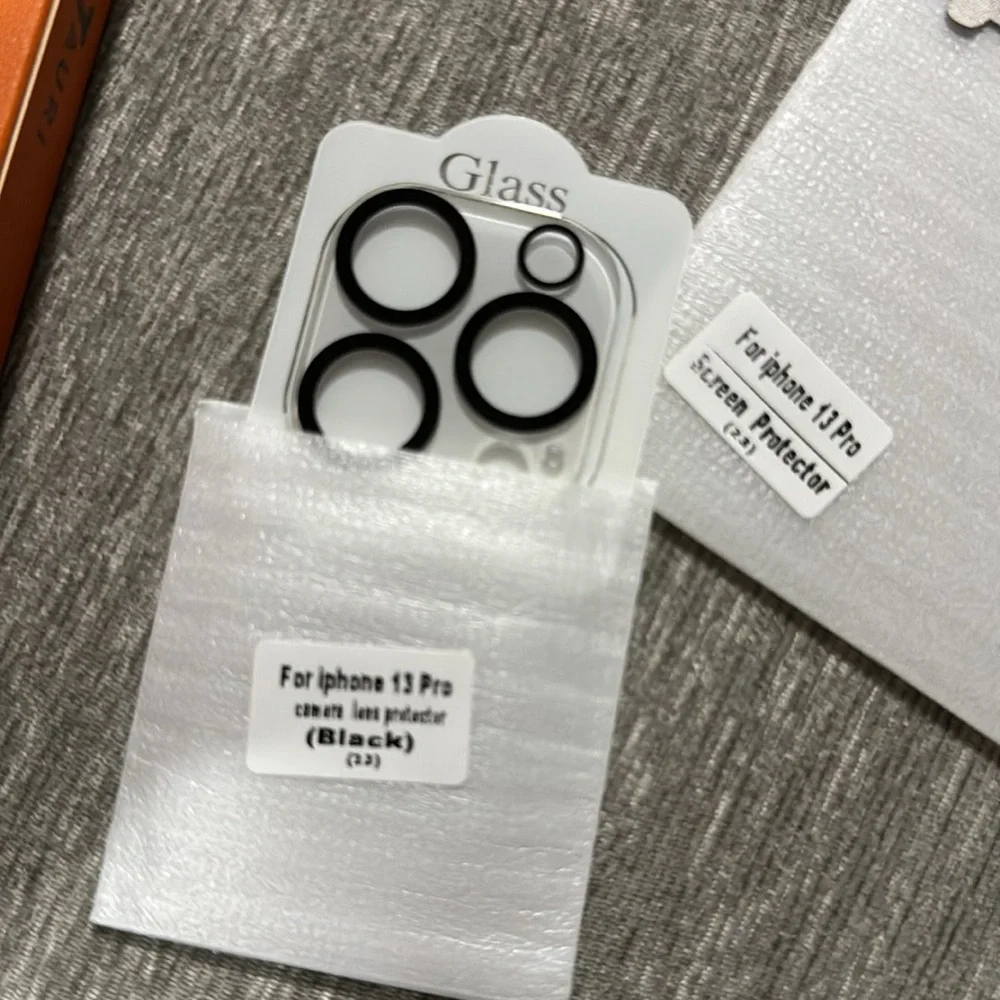 Tauri | iPhone 13 Pro Screen Protector Kit
